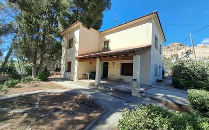 Vista exterior de Casa o xalet en venda en Alcañiz amb Calefacció, Jardí privat i Moblat