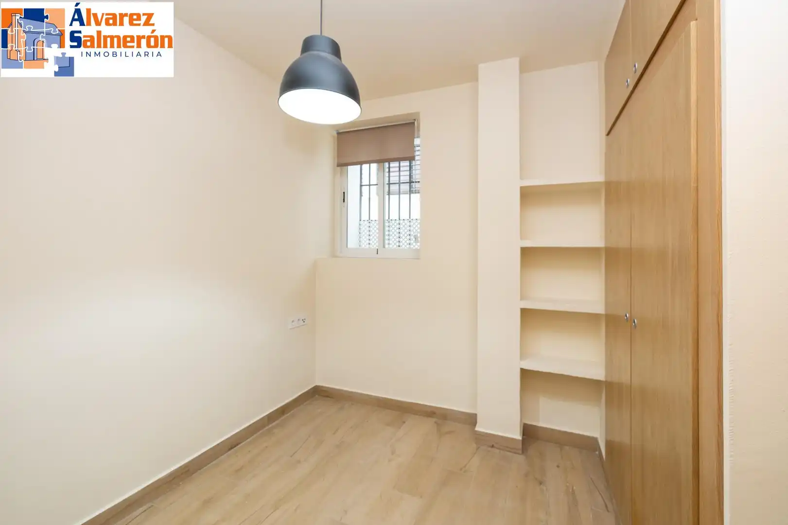 Bedroom of Flat for sale in Granada