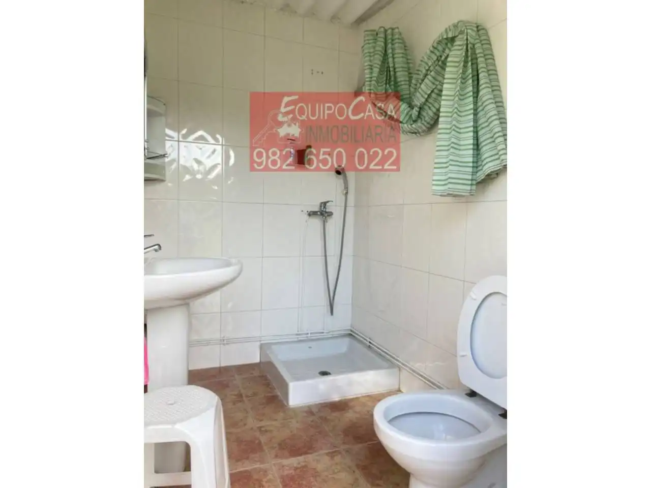 Baño de Casa o chalet en venta en Lugo con Jardín privado, Terraza y Amueblado