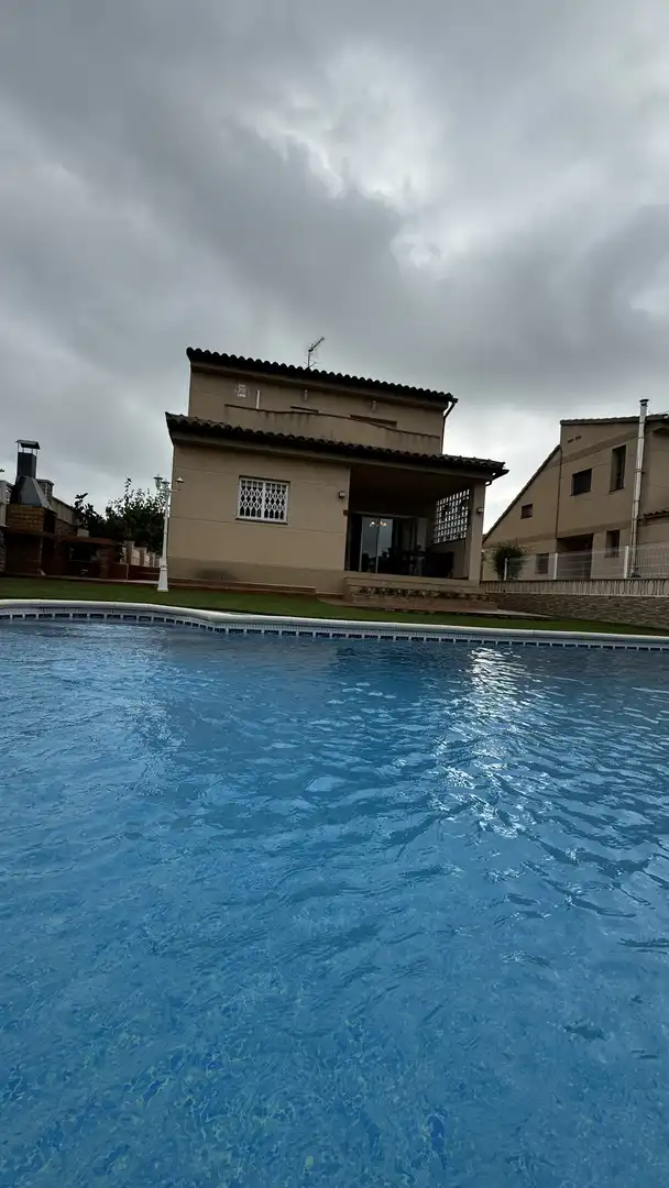 Piscina de Casa o xalet en venda en Creixell amb Aire condicionat, Calefacció i Jardí privat