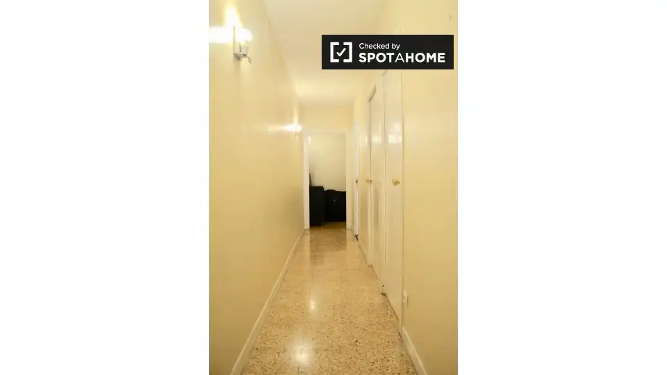 Room in Barcelona, Barcelona