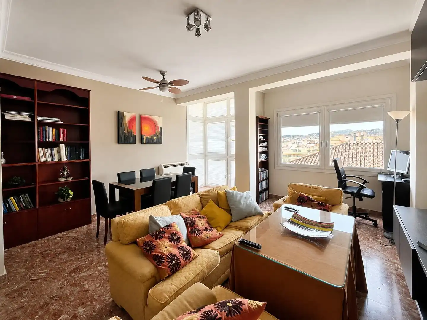 Sala de estar de Piso de alquiler en Málaga con Aire acondicionado, Calefacción y Amueblado