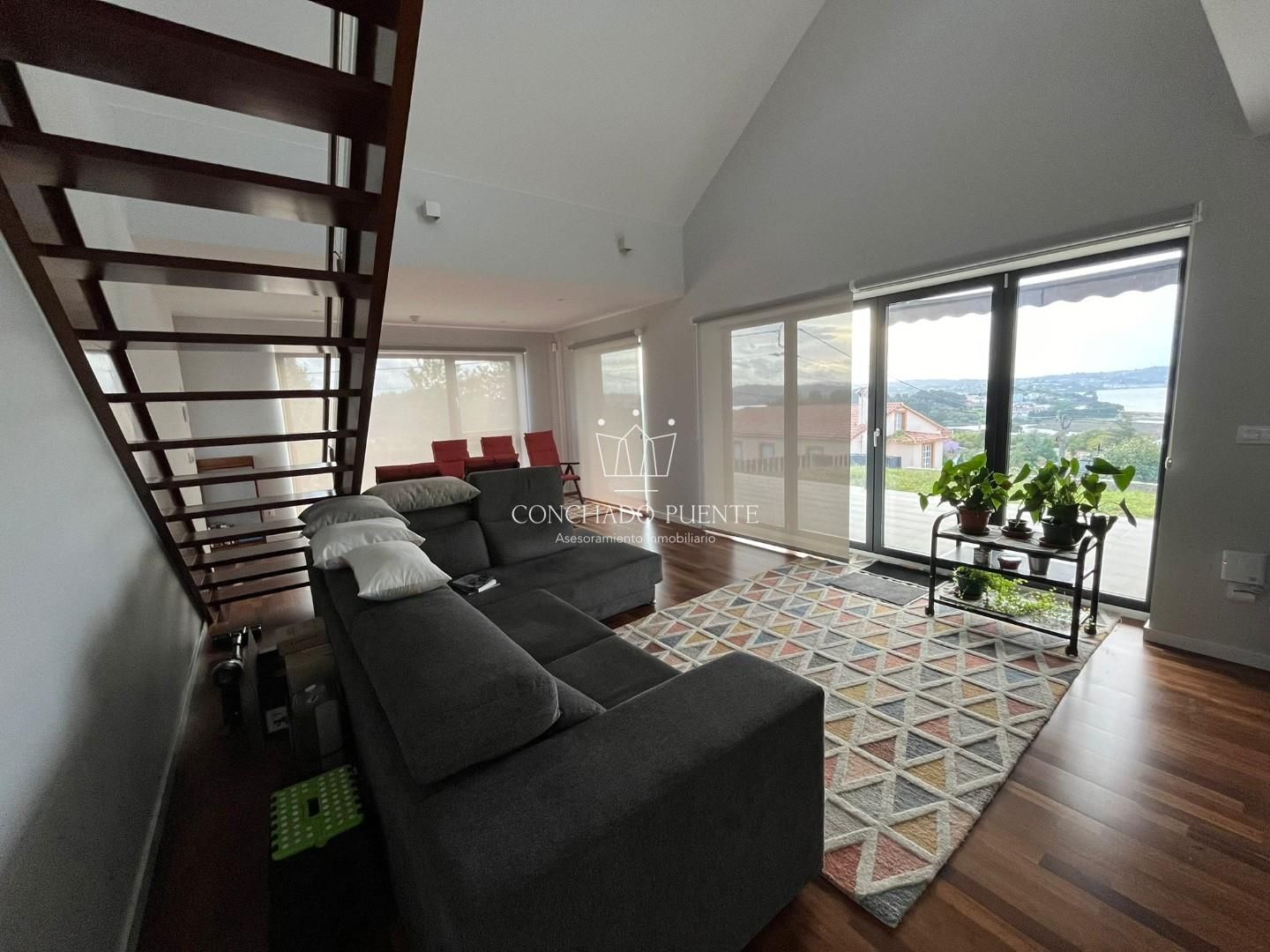 Sala d'estar de Casa o xalet en venda en Miño amb Jardí privat