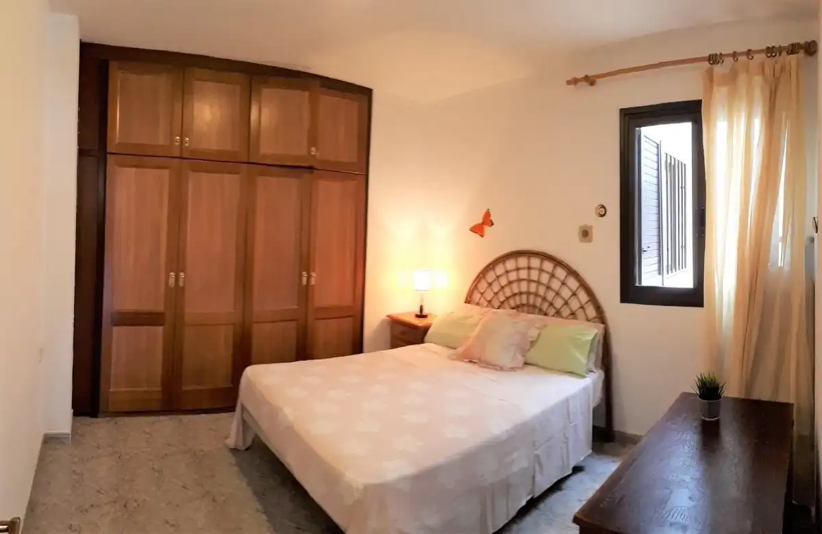 Habitación de Piso de alquiler en Arona con Amueblado y Balcón