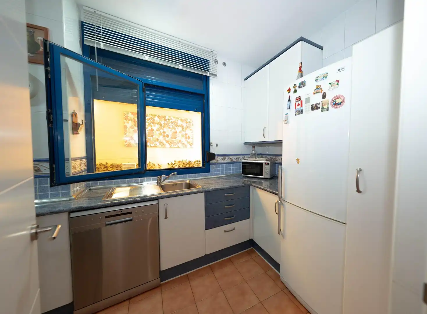Küche von Haus oder Chalet zum Verkauf in Madrid mit Klimaanlage, Heizung und Privatgarten