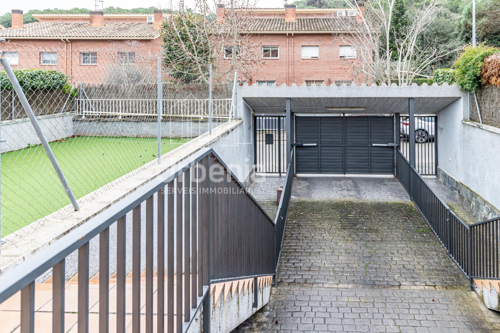 Vista exterior de Casa o xalet en venda en Argentona amb Calefacció