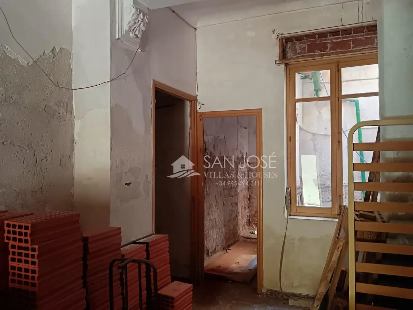 Casa o xalet en venda en Aspe amb Terrassa i Balcó