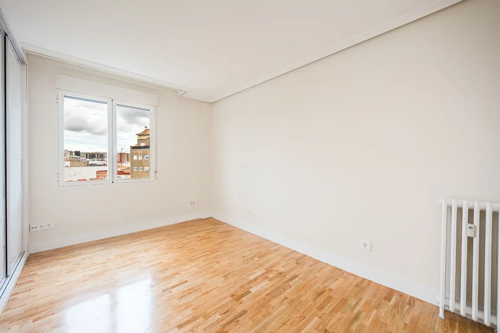 Habitación de Piso en venta en Madrid con Aire acondicionado, Calefacción y Terraza