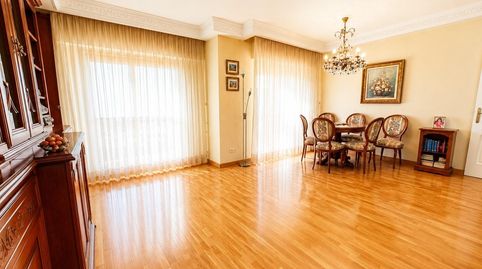 Foto 2 de Piso en venta en Crevillent, Alicante
