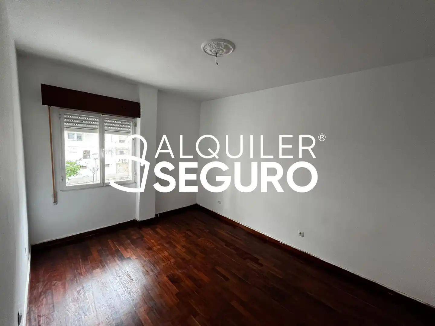 Bedroom of Flat for rent in Torrelavega 