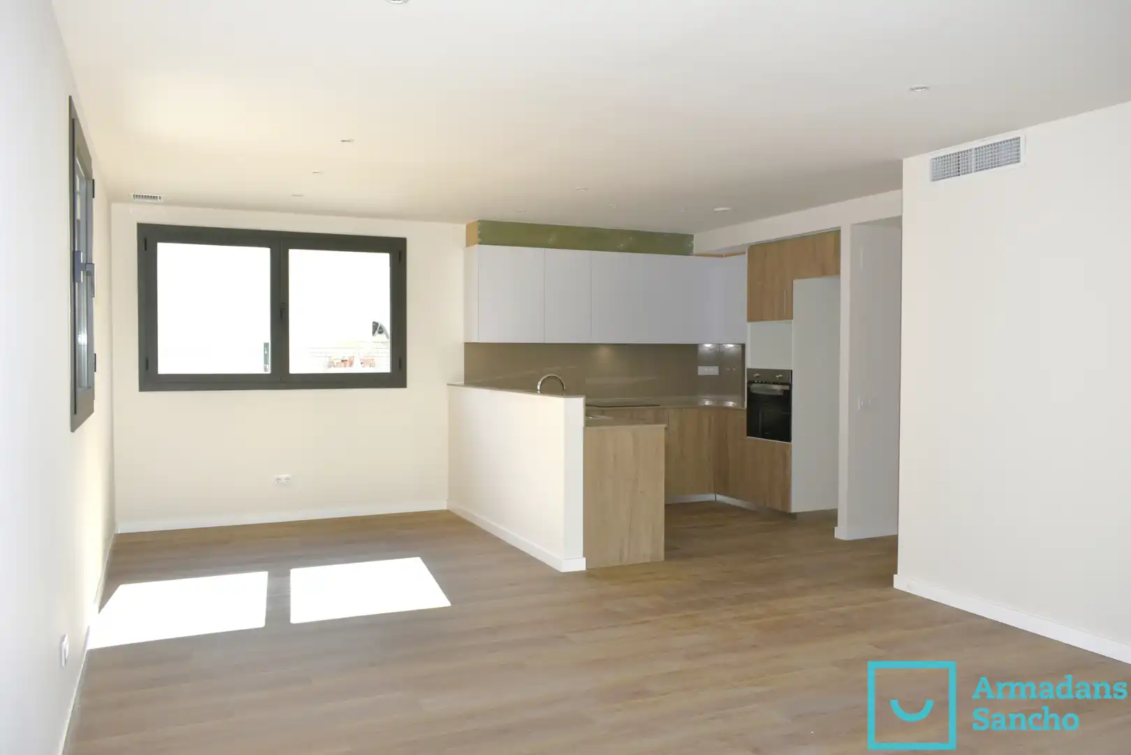Cuina de Planta baixa de lloguer en Tiana amb Aire condicionat, Calefacció i Parquet