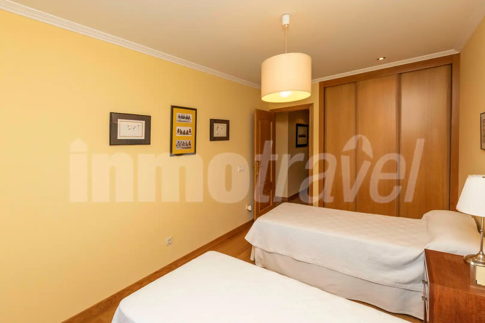 Habitación de Apartamento en venta en Sanxenxo con Parquet, Terraza y Trastero