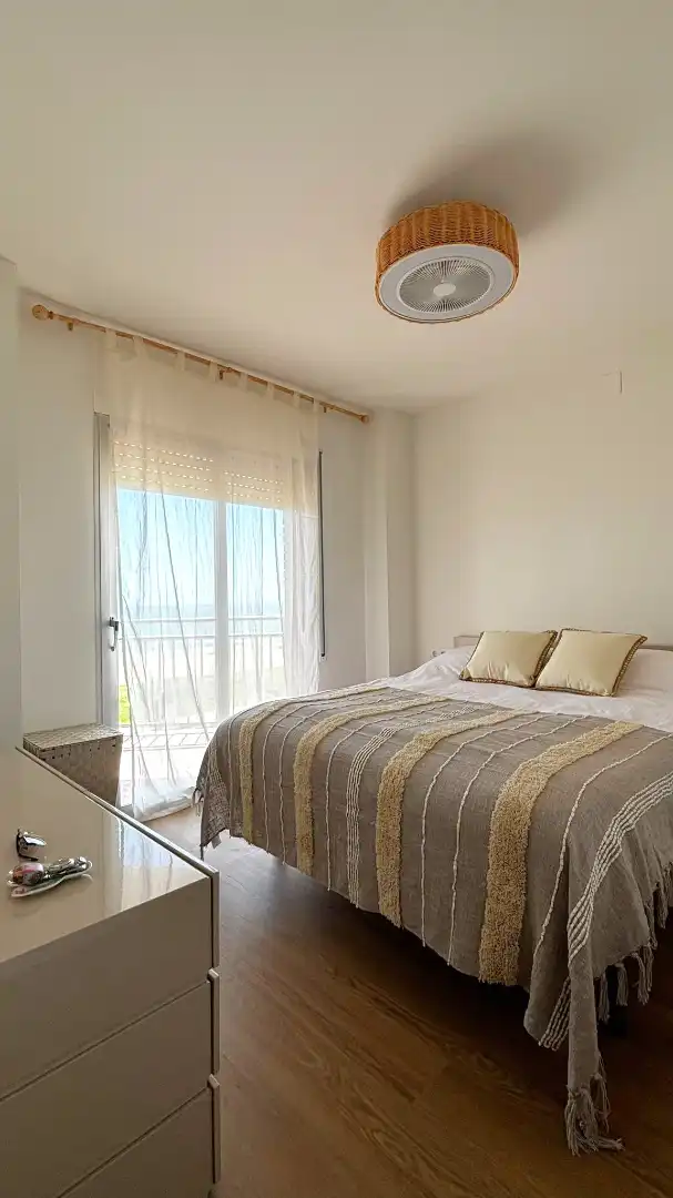 Schlafzimmer von Wohnungen zur Miete in Calonge i Sant Antoni mit Klimaanlage, Parkett und Terrasse