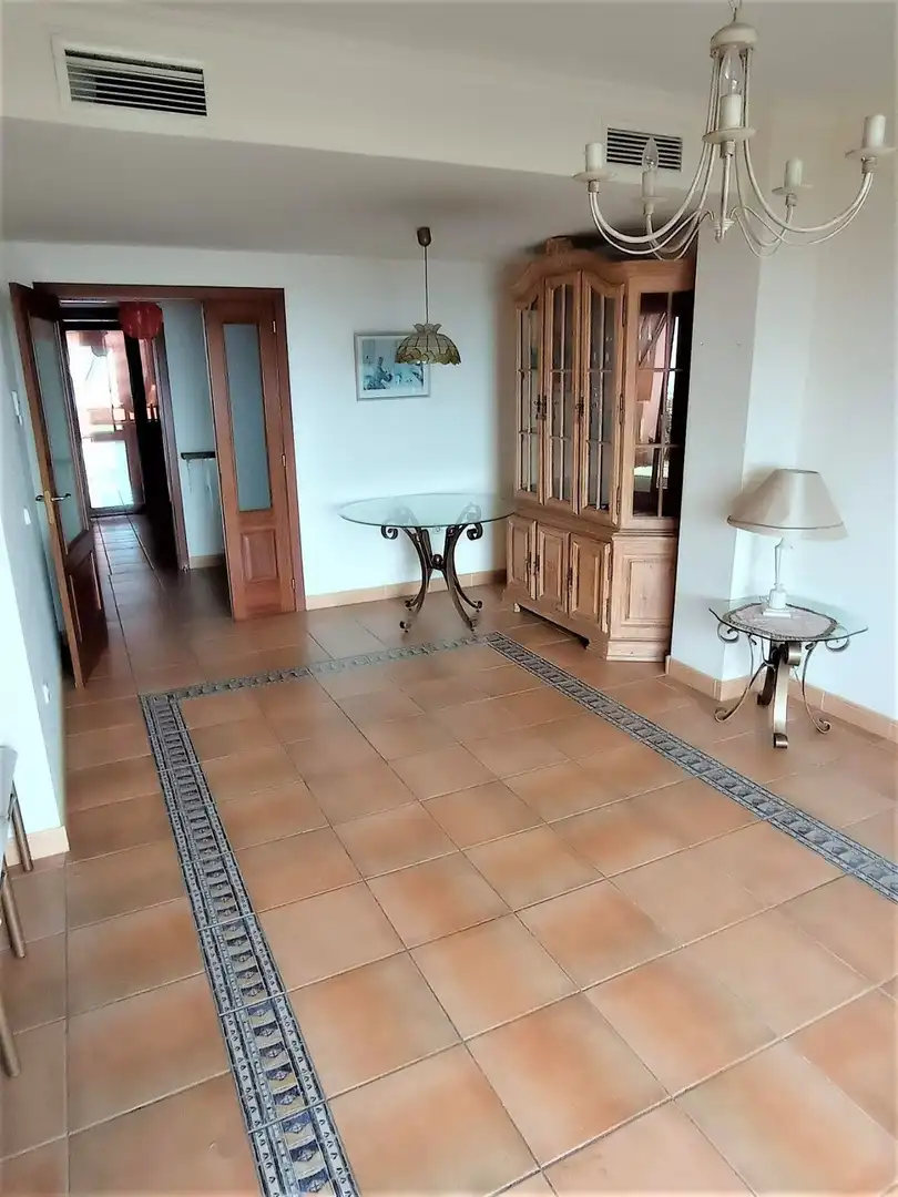 Apartament amb piscina en venda a Calahonda, imagen 5