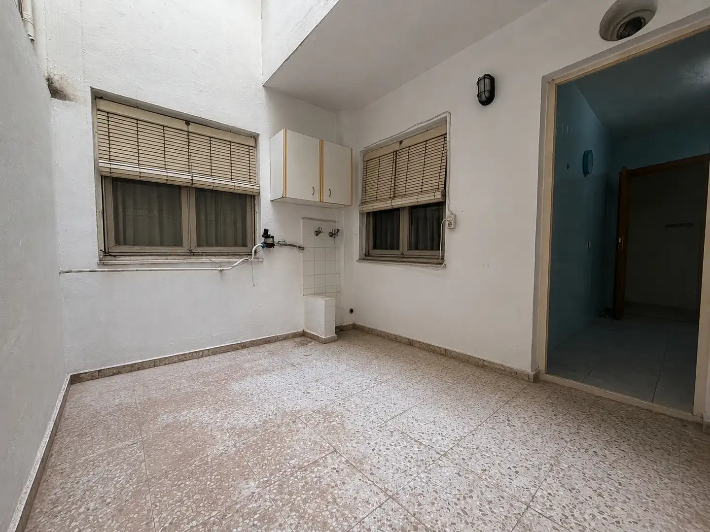 Balcony of Flat for sale in Alicante / Alacant  with Air Conditioner and Furnished