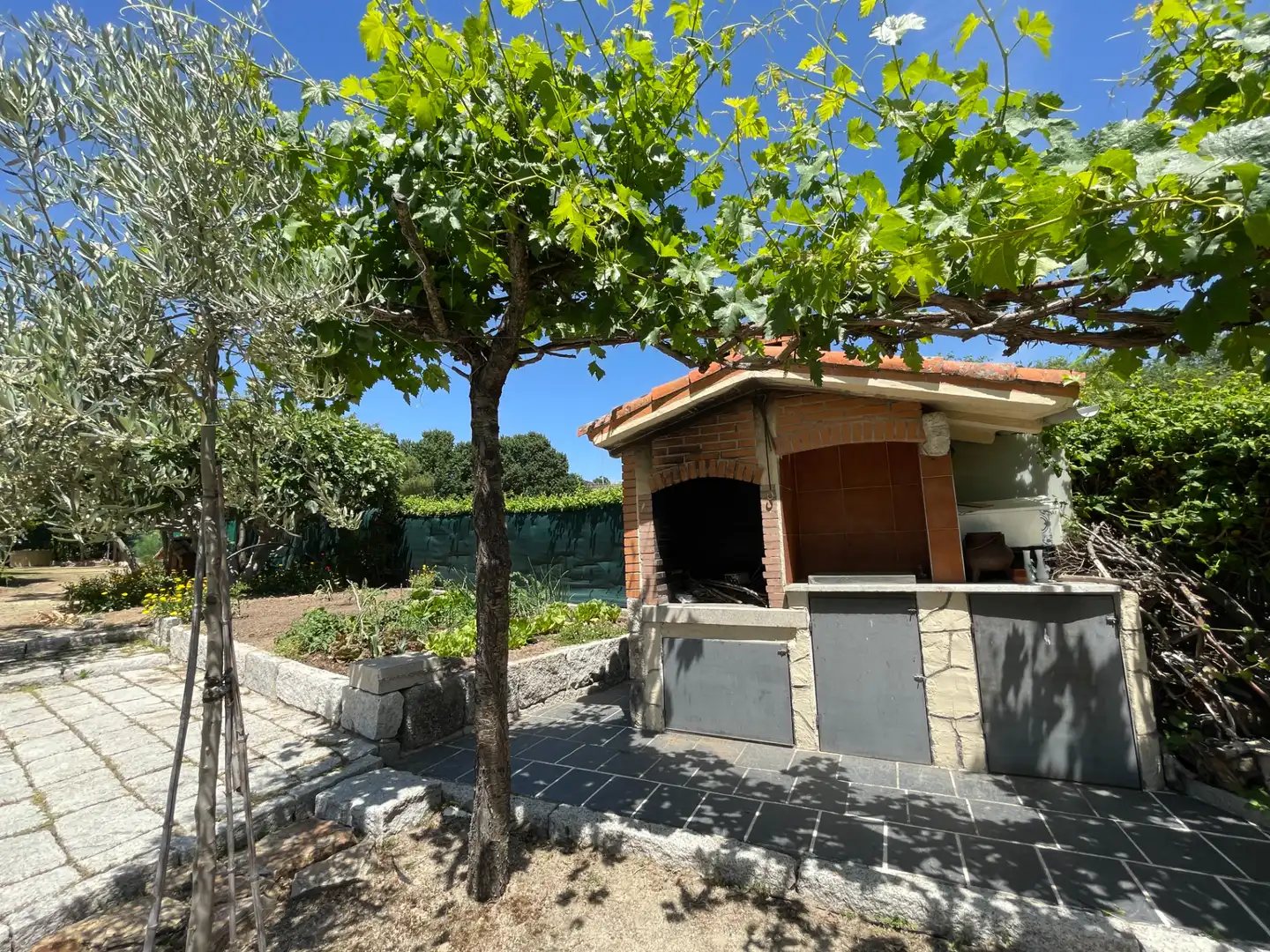 Terraza de Casa o chalet en venta en Colmenar Viejo con Calefacción, Jardín privado y Trastero