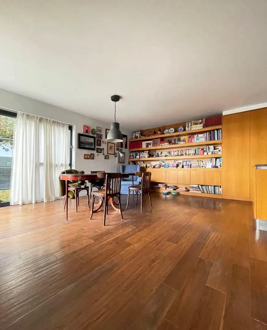 Living room of Houses for sale in Poio  with Parquet flooring