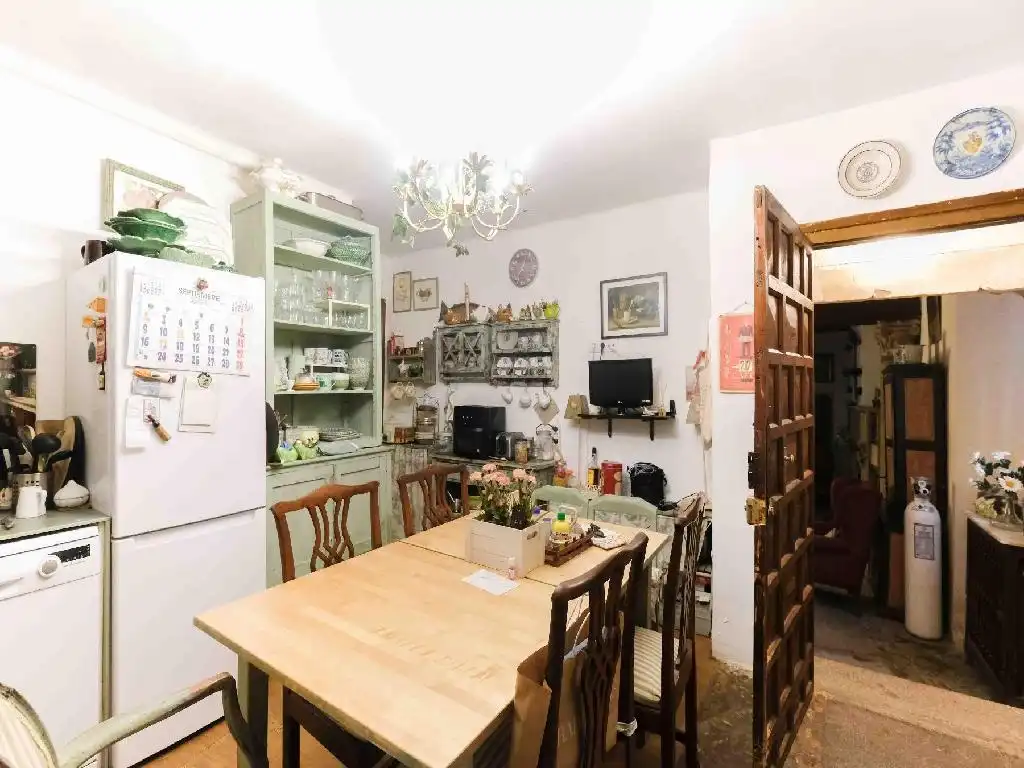 Kitchen of Buildings for sale in Salamanca