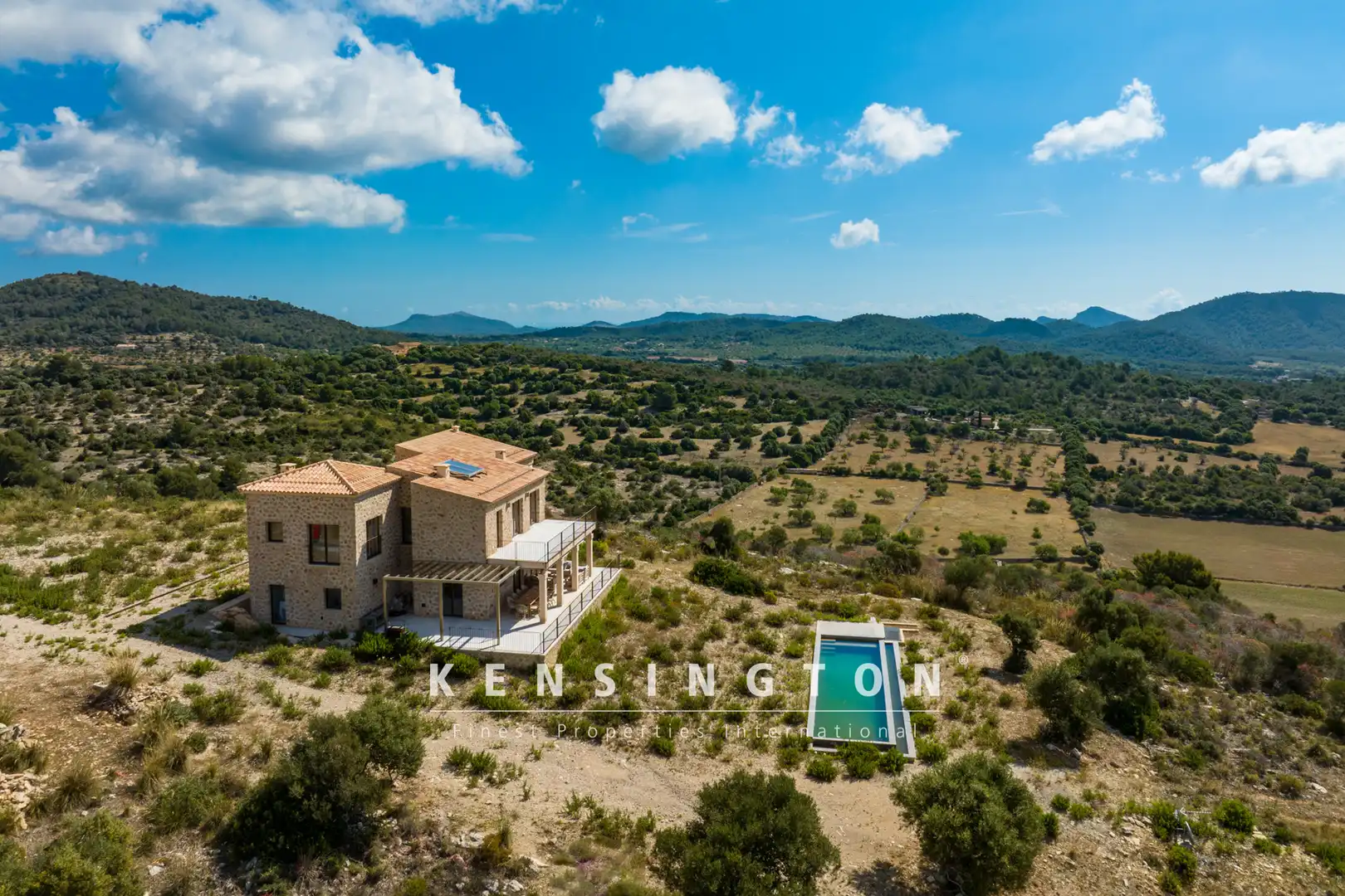 Außenansicht von Country house zum Verkauf in Son Servera mit Klimaanlage, Heizung und Terrasse