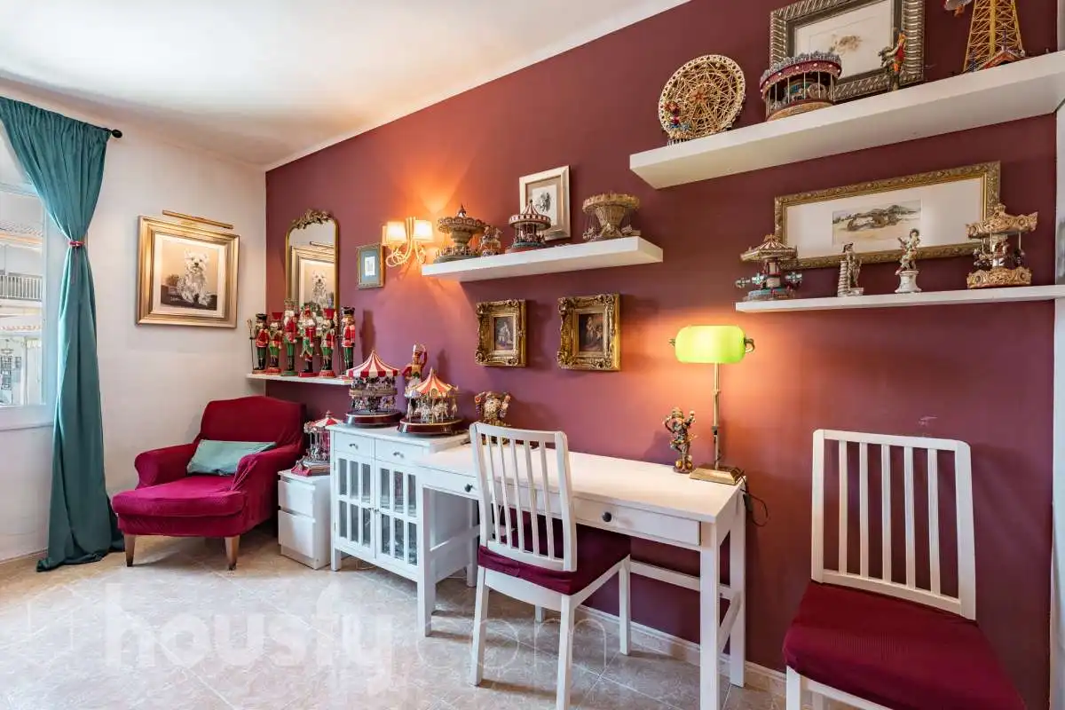 Detached homes for sale in Calle Santiago Rusiñol, Coma-ruga platja