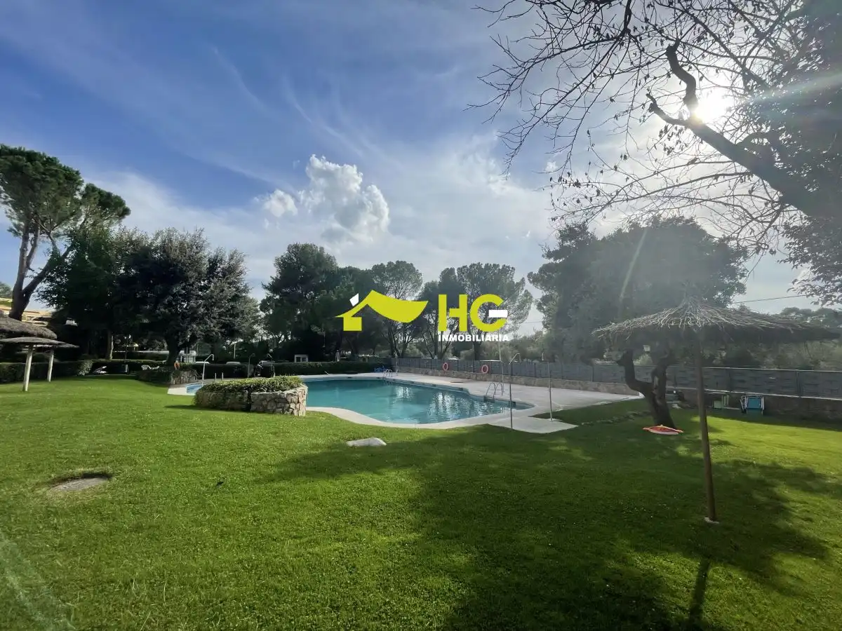 Jardí de Pis de lloguer en Villaviciosa de Odón amb Aire condicionat, Calefacció i Terrassa
