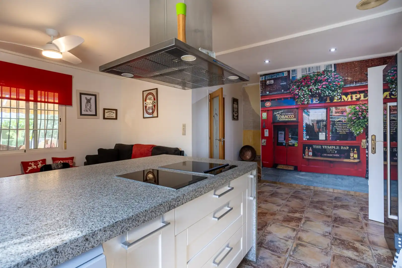 Cocina de Casa o chalet en venta en Elche / Elx con Piscina