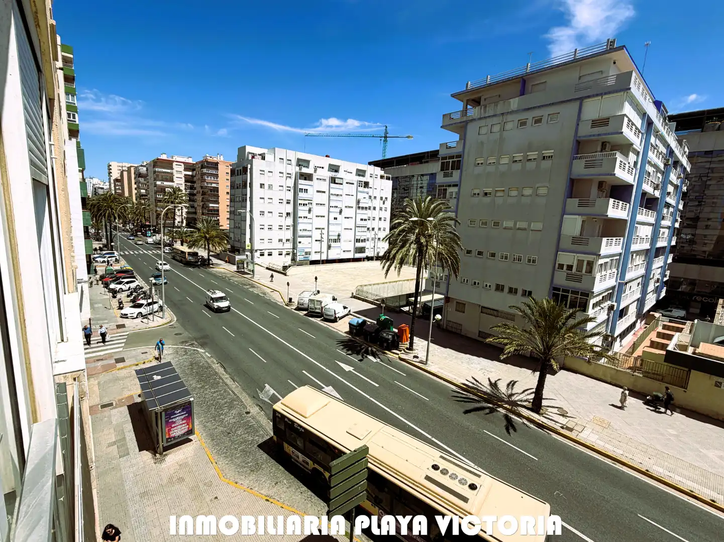 Exterior view of Flat for sale in Cádiz  with Air Conditioner, Oven and Washing machine
