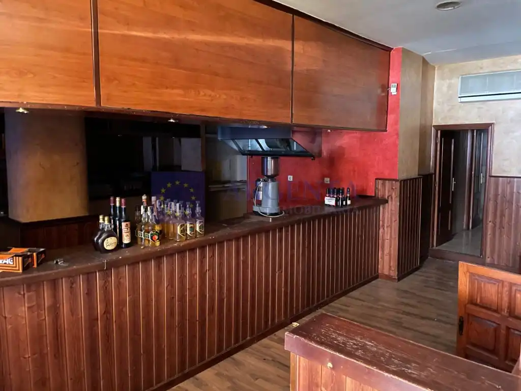 Local comercial en venda a Calle Monaco