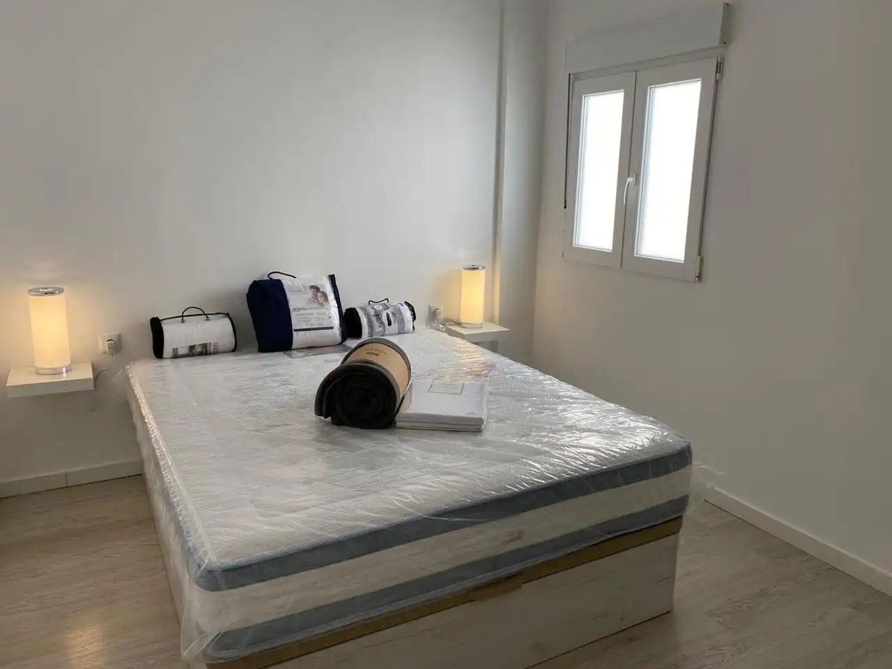 Bedroom of Flat for rent in Santa Cruz de Tenerife  with Air Conditioner, Terrace and Furnished