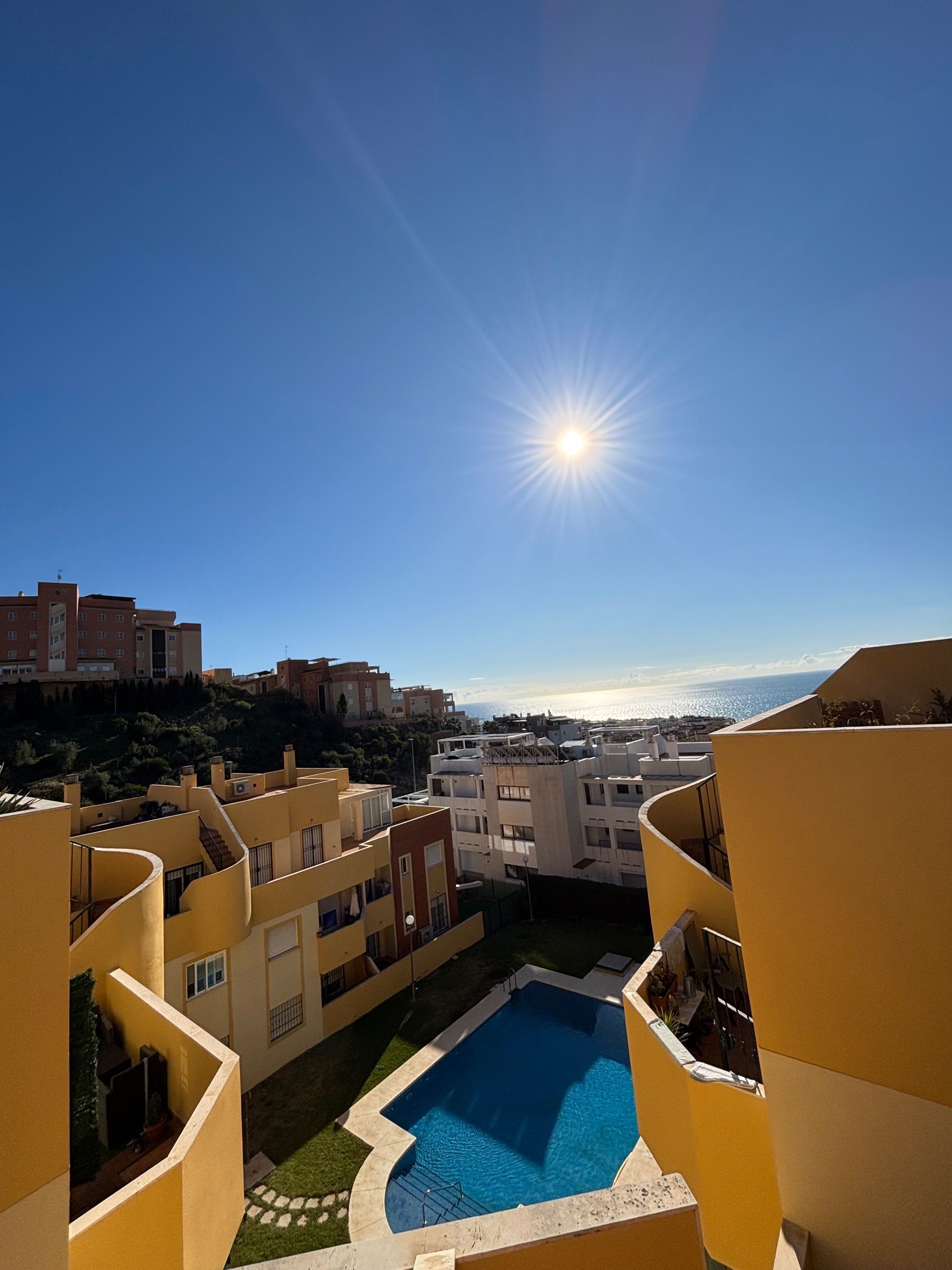 Exterior view of Attic for sale in Rincón de la Victoria  with Private garden, Storage room and Community pool