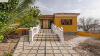 Exterior view of House or chalet for sale in Moraleda de Zafayona  with Heating, Private garden and Swimming Pool