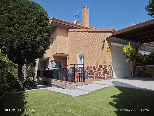 Casa-chalet en Venta en Centro - Manguilla