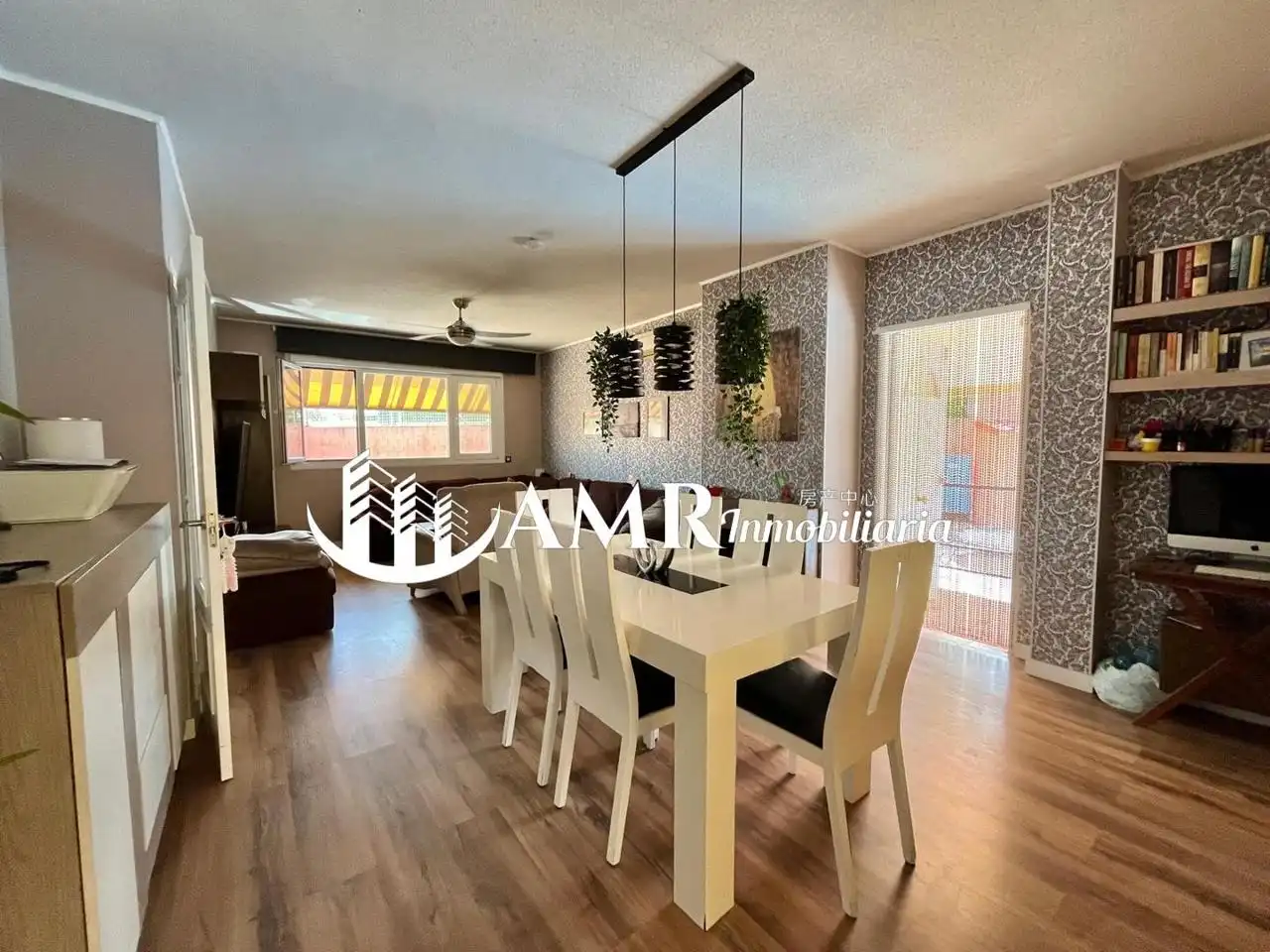 Comedor de Casa adosada en venta en Seseña con Aire acondicionado, Calefacción y Jardín privado
