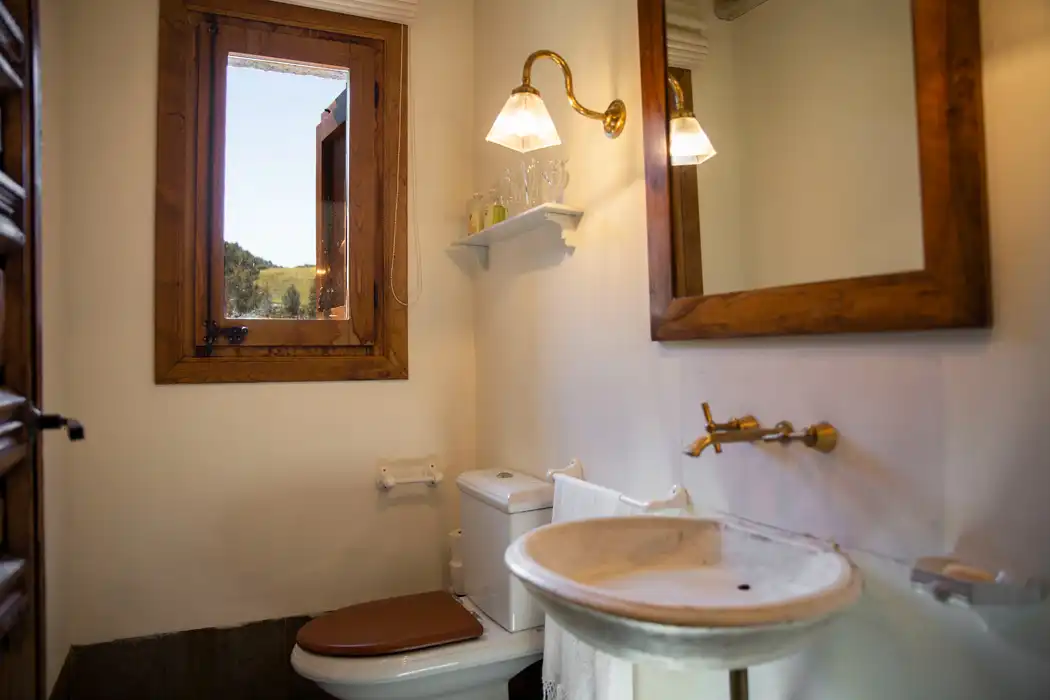 Bany de Casa o xalet en venda en Naut Aran amb Calefacció, Jardí privat i Parquet