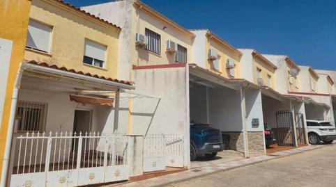Foto 2 de Casa adosada en venda a Calle Olivares, 19, Brazatortas, Ciudad Real