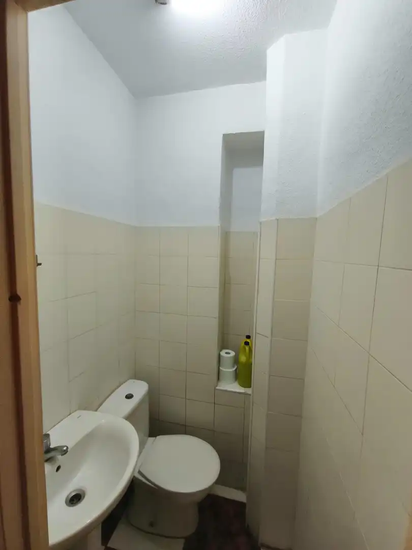 Bathroom of Commercial properties for rent in Almoradí  with Air Conditioner and Furnished
