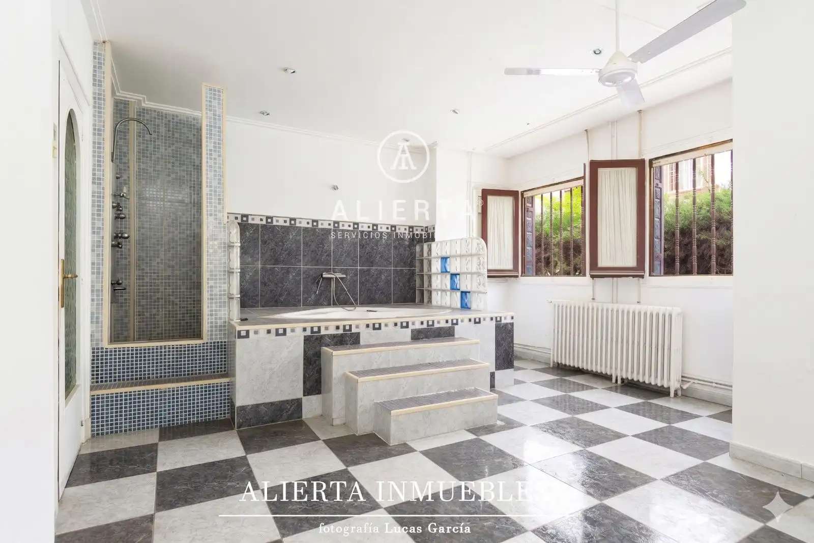 Jardín de Casa o chalet en venta en Zaragoza con Calefacción y Terraza