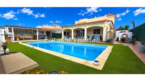 Foto 2 de Casa o chalet en venta en Calle Hubara, Caleta de Fuste, Antigua
