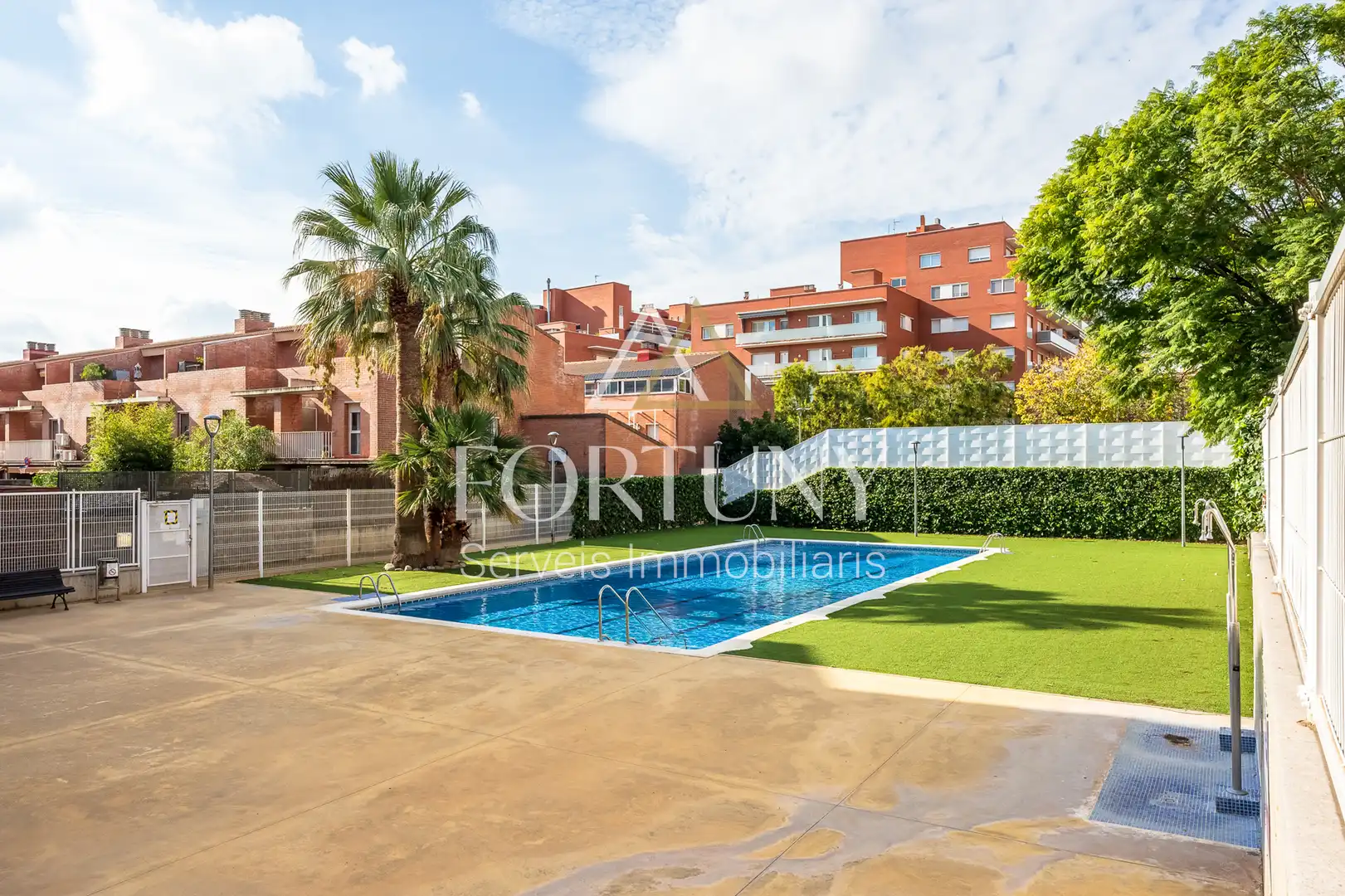 Piscina de Dúplex en venta en Llevant