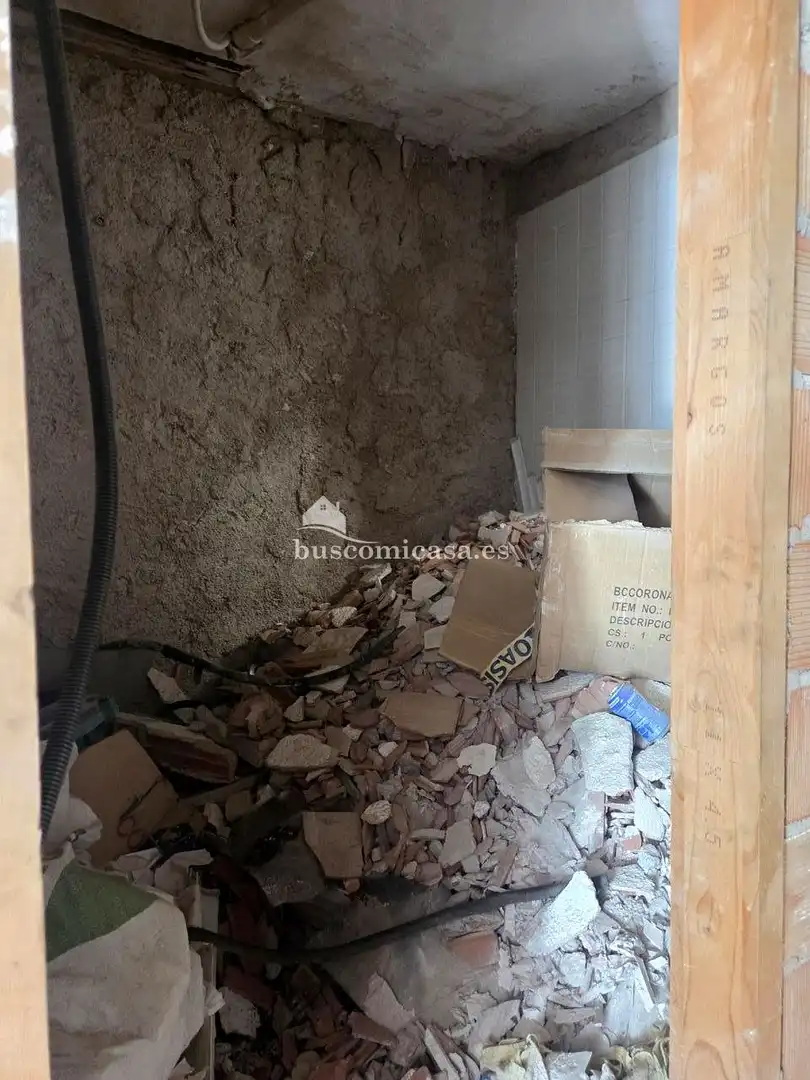 Casa adosada en venda en Jaén amb Traster