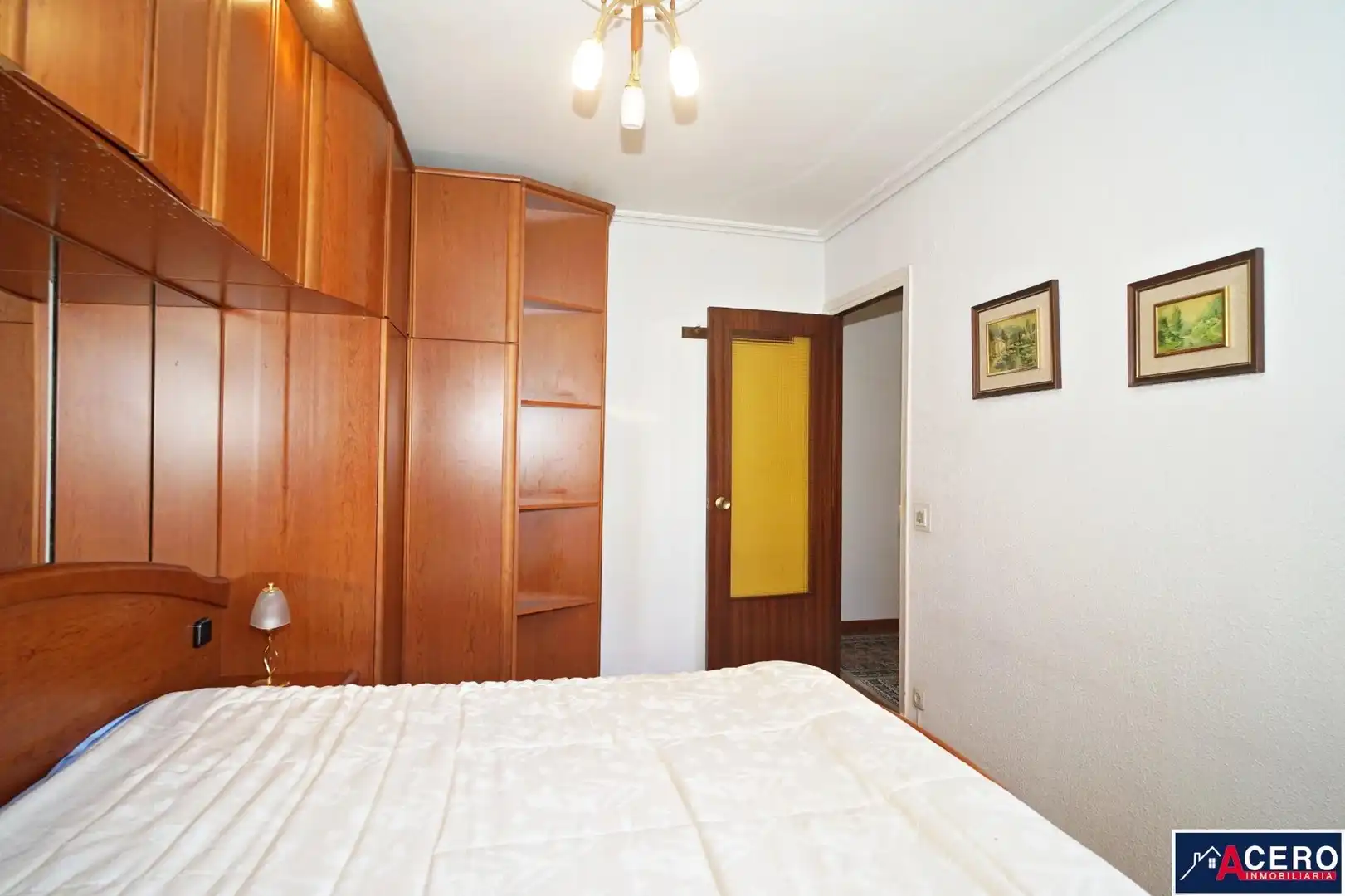 Habitación de Piso en venta en Santander con Calefacción, Trastero y Balcón