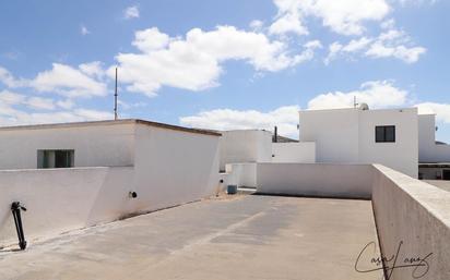 Vista exterior de Casa o xalet en venda en Teguise amb Terrassa