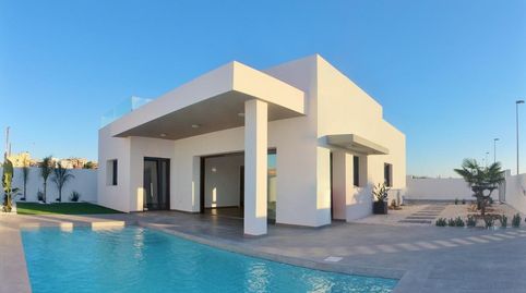 VILLAS DE OBRA NUEVA EN ROJALES
