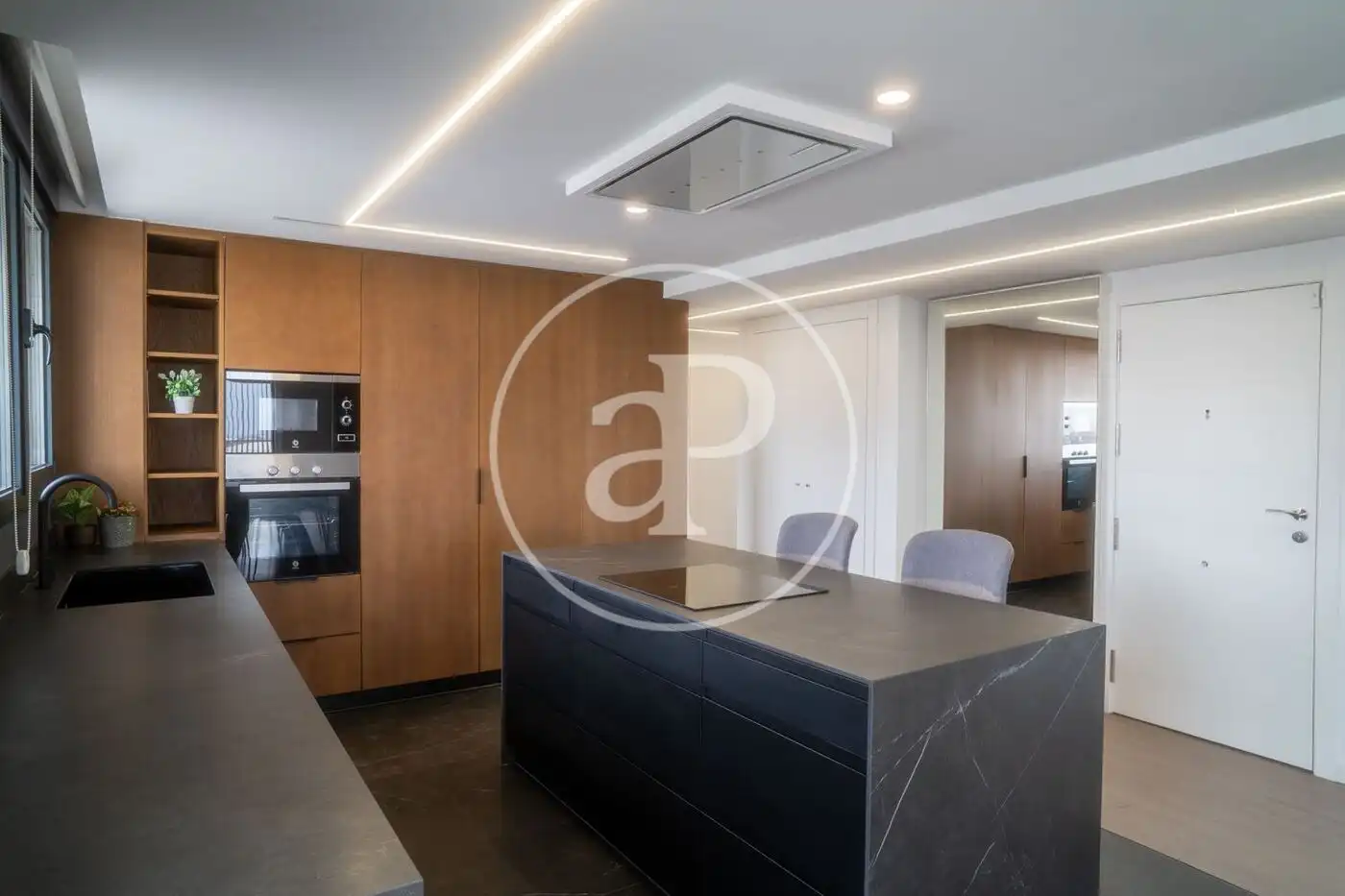 Kitchen of Flat for rent in Valencia  with Air Conditioner, Heating and Private garden