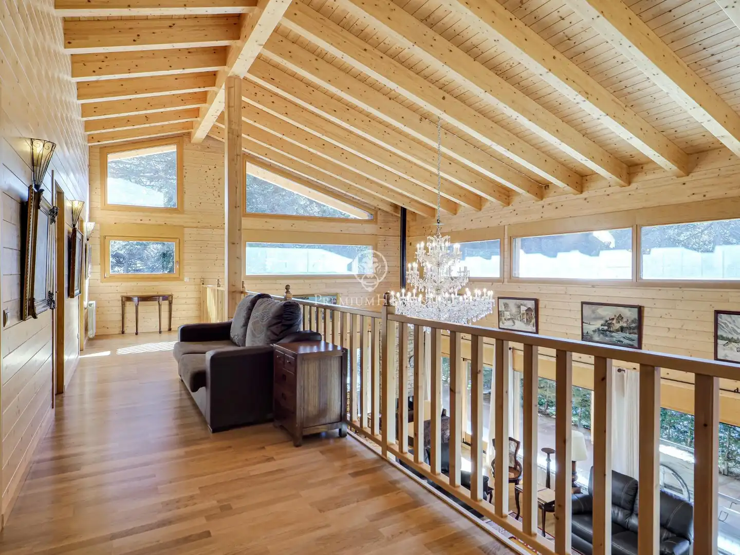 Sala d'estar de Casa o xalet en venda en Alp amb Calefacció, Jardí privat i Parquet