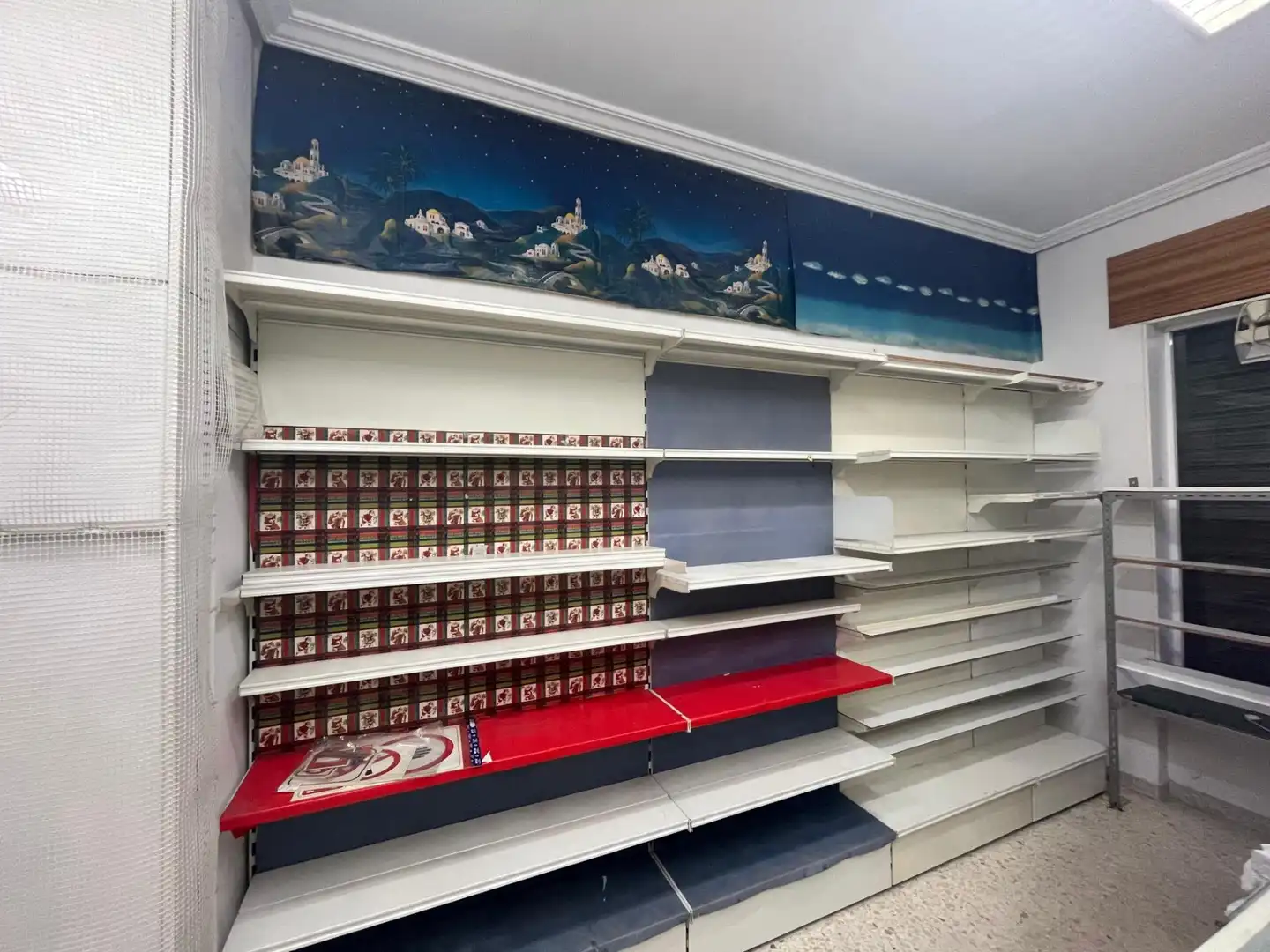 Local en venta en Sevilla con Aire acondicionado y Amueblado