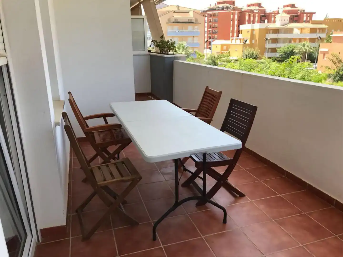 Terrasse von Wohnung zur Miete in La Antilla mit Privatgarten, Schwimmbad und Möbliert