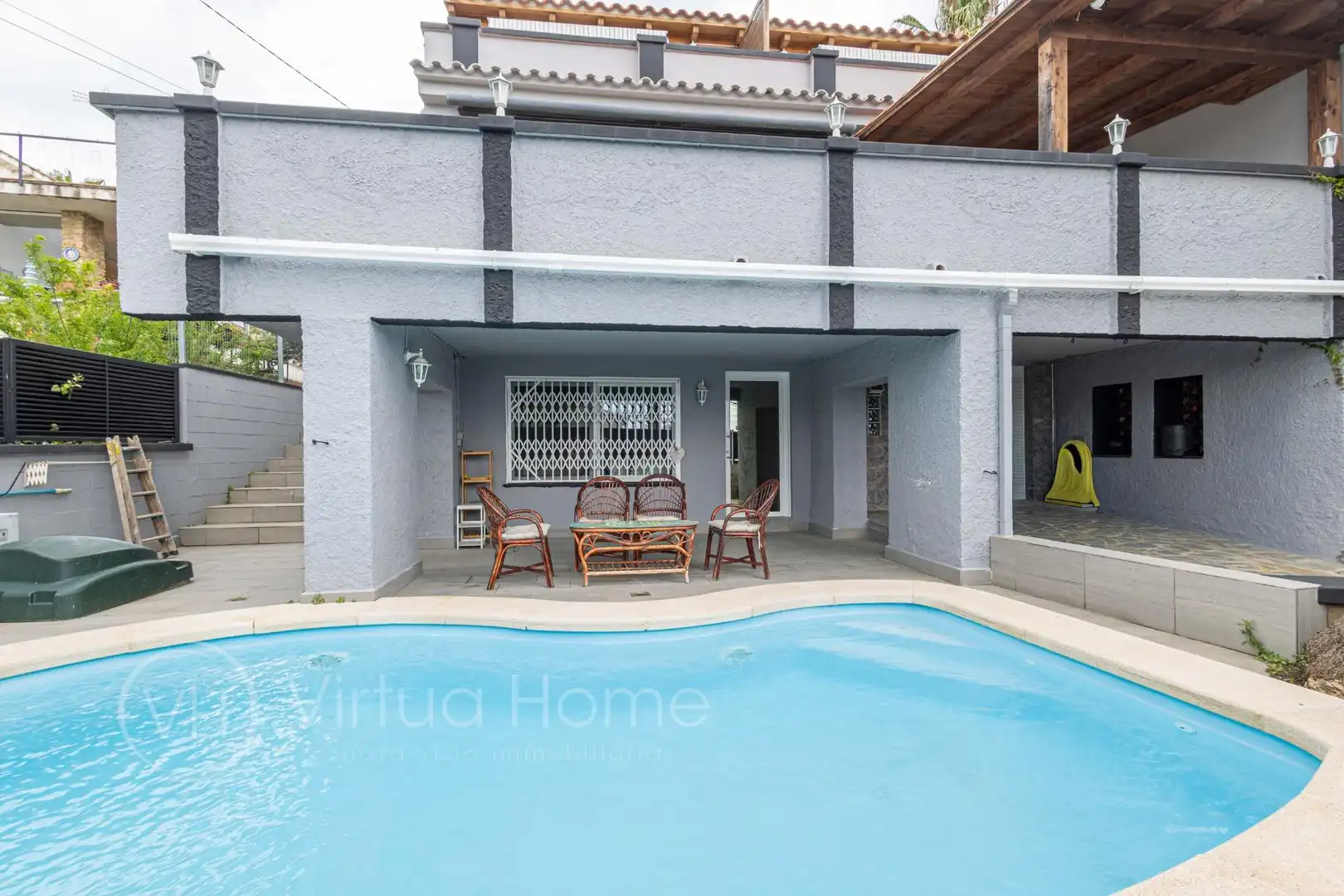 Casa con piscina en venta en Santa Susanna, imagen 3