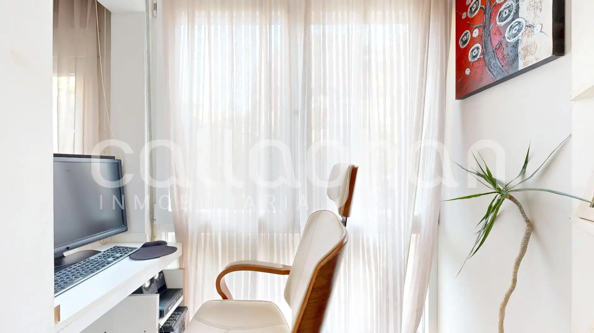 Bedroom of Flat for sale in Valencia  with Air Conditioner, Heating and Furnished