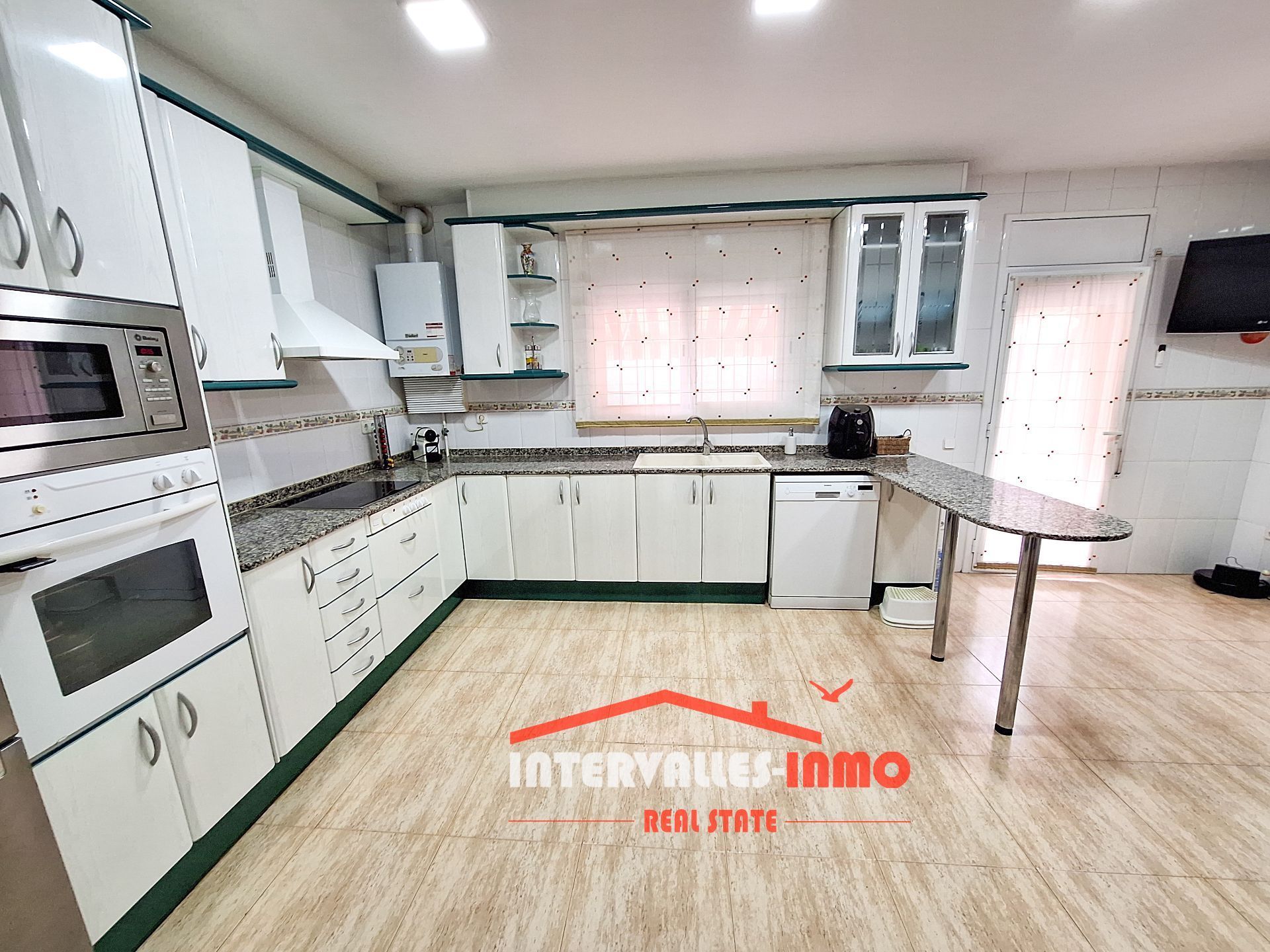Single-family semi-detached for sale in Palau-solità i Plegamans